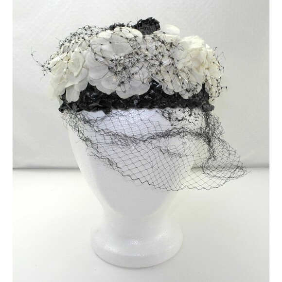 Vintage Ladies Pillbox Hat Feathers Flowers Netting - Black Red Ivory - Picture 3 of 7
